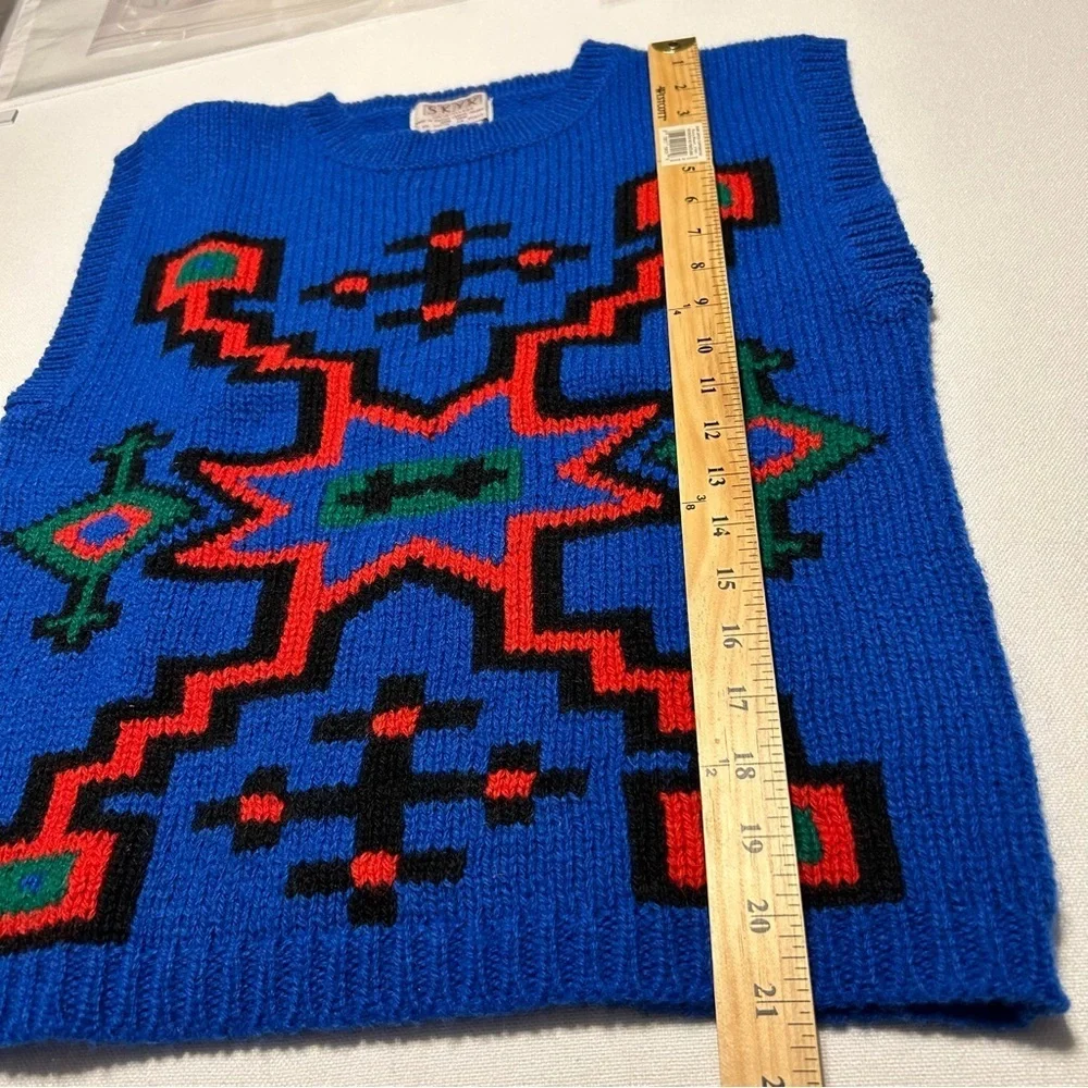 skyr sportswear vintage size medium blue sweater vest w aztec print - Picture 9 of 9